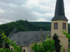 Op de achtergrond het klooster van Wolfer Berg-Kloster aan de andere kant van de Mosel (juli 2011)